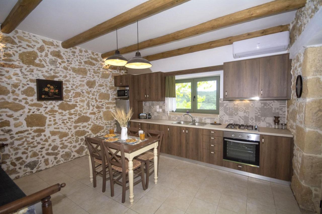 Pamelas House With Jacuzzi Kíssamos Dış mekan fotoğraf